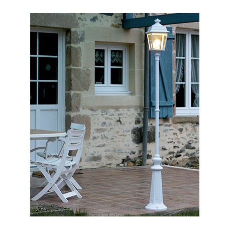 Place des Vosges 1 tradition lampadaire exterieur classique 